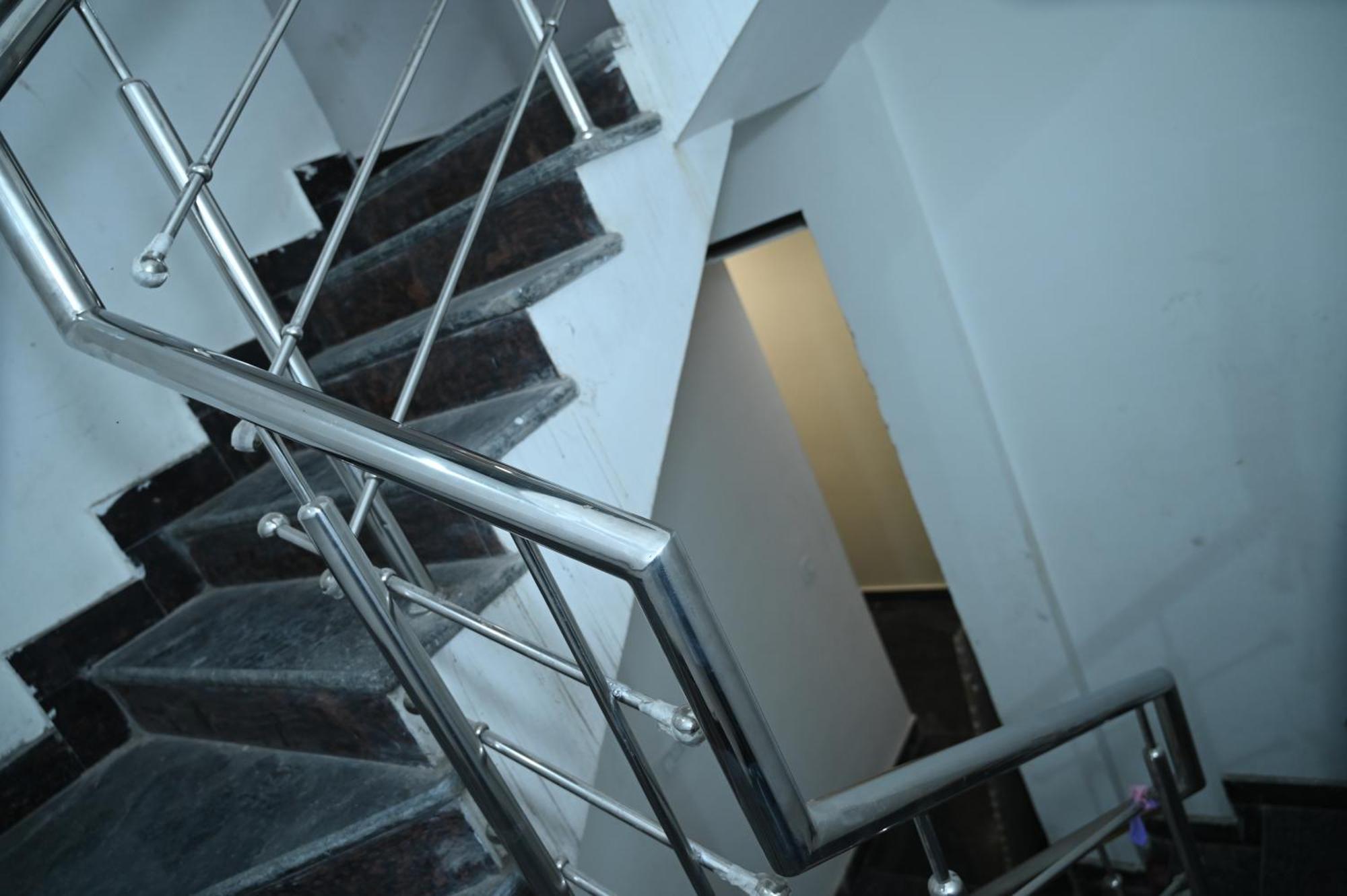 Hotel Royal Radiant 兰契 外观 照片